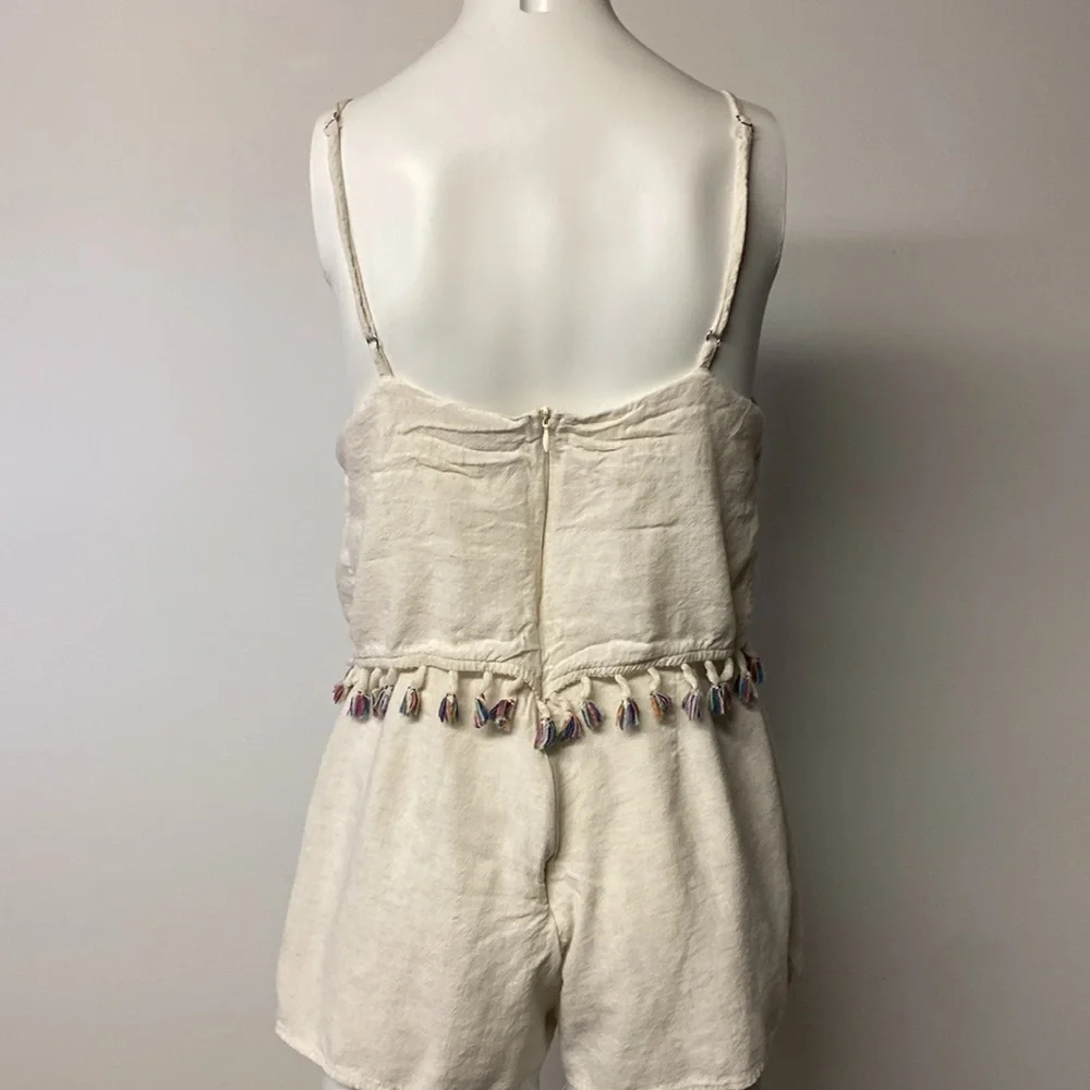 PAPER CRANE Anthropologie Rainbow Fringe Tassel Linen Cream Romper Womens Small - Picture 4 of 8